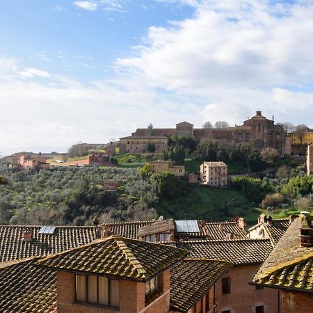 Appartamento Panoramico San Martino 12 Siena Exterior foto